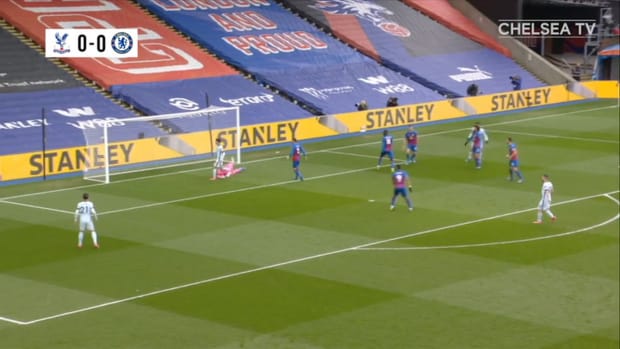 Pulisic double helps down Crystal Palace